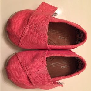 Toms Slip on Shoes - Kids 4